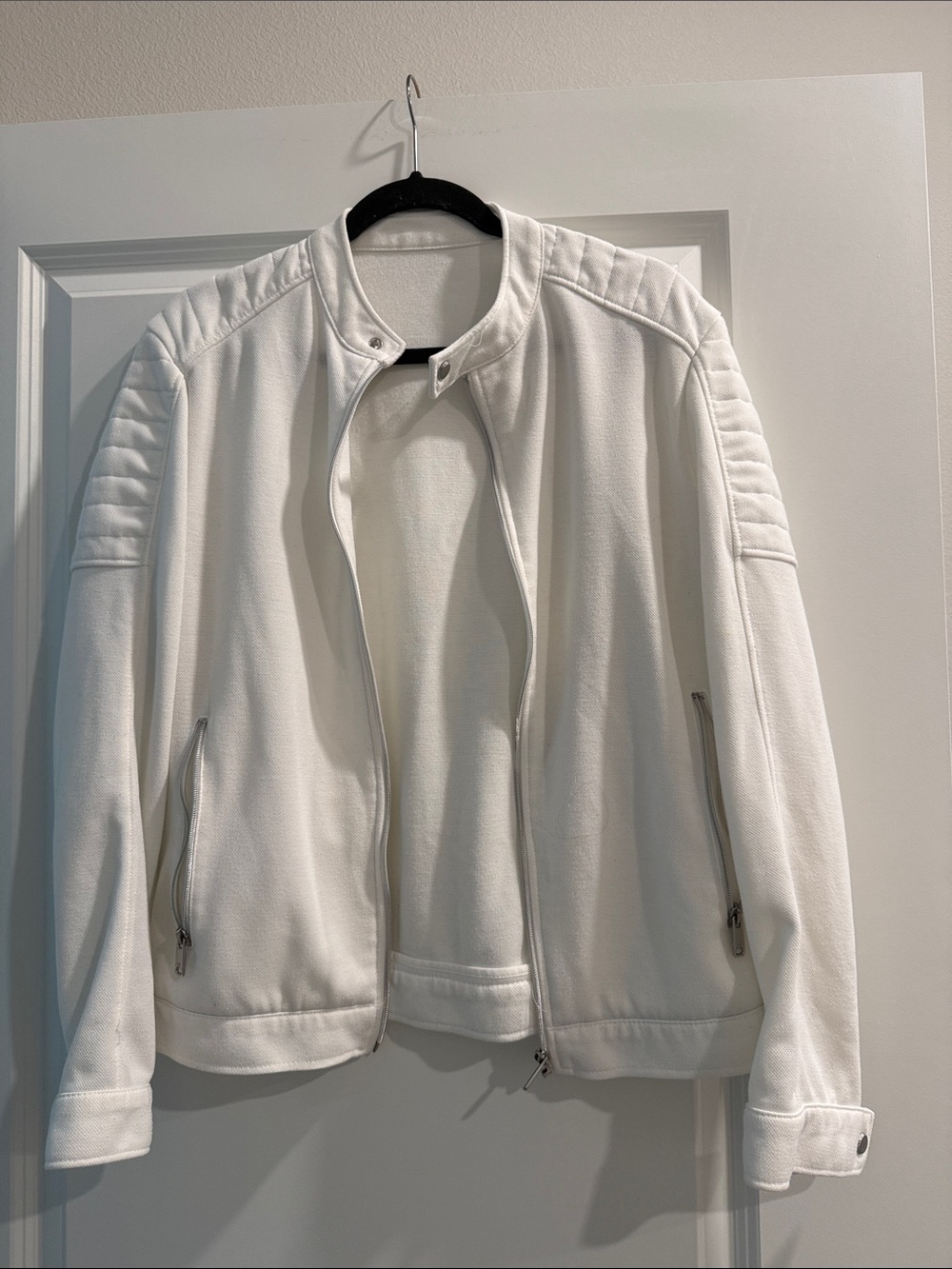 Zara White Moto-Style Zip Jacket sz m